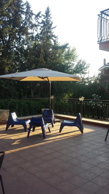 Le Streghe Di Roma Hotell Exteriör bild