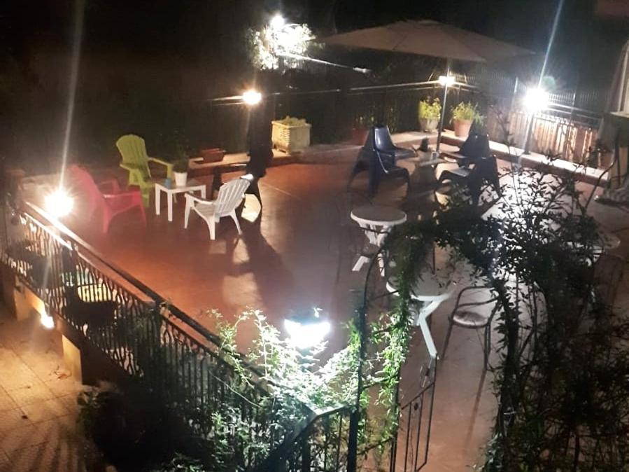 Le Streghe Di Roma Hotell Exteriör bild